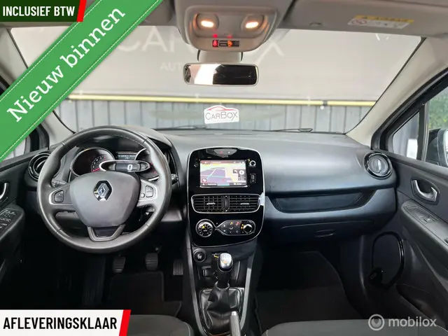 Renault Clio Estate 0.9 TCe Limited 2018 Benzine 12