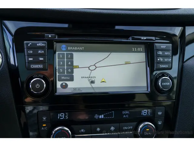 Nissan QASHQAI 1.2 Premier Edition 2014 Benzine 31