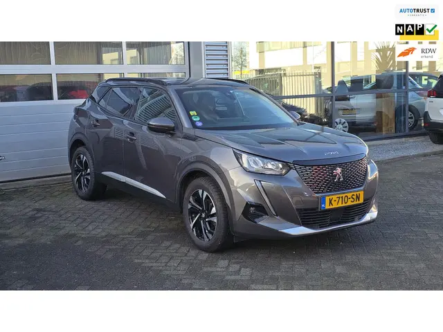 Peugeot 2008 1.2 PureTech Blue Lease Allure 2021 Benzine