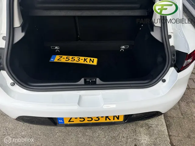 Renault Clio 1.2 16V 2016 Benzine 13