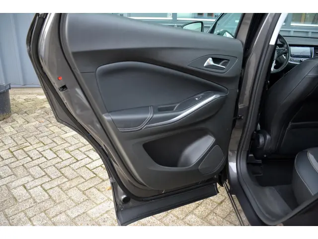Opel Grandland X 1.2 Turbo Ultimate 2018 Benzine 50