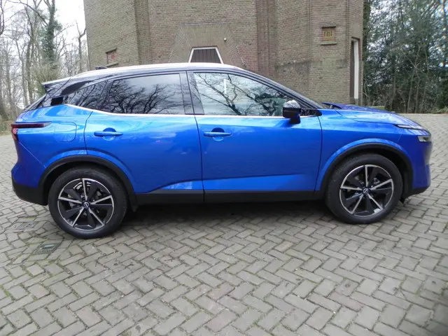 Nissan QASHQAI 1.3 MHEV Tekna 2023 Hybride Benzine 5