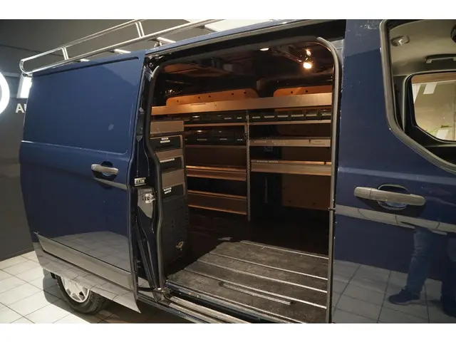 Ford Transit Custom 290 2.0 TDCI L2H1 Trend 2018 Diesel 22