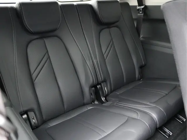 DFSK E5 PHEV 1.5 2025 Hybride Benzine 33