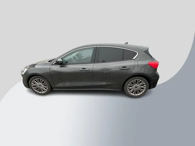 Ford Focus 1.0 EcoBoost Titanium Business 2018 Benzine 2