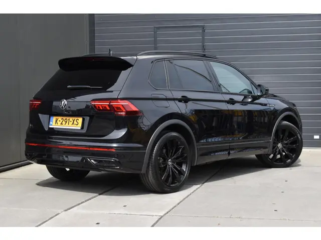 Volkswagen Tiguan 1.5 TSI R-Line Business+ 2021 Benzine 3