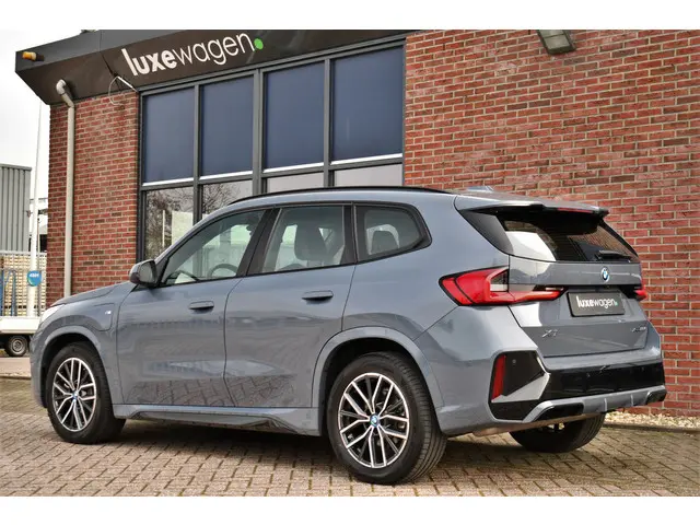 BMW X1 xDrive25e M-Sport 2024 Hybride Benzine 6