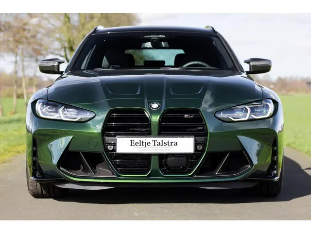 BMW M3 3-serie Touring xDrive Competition 2024 Benzine 25