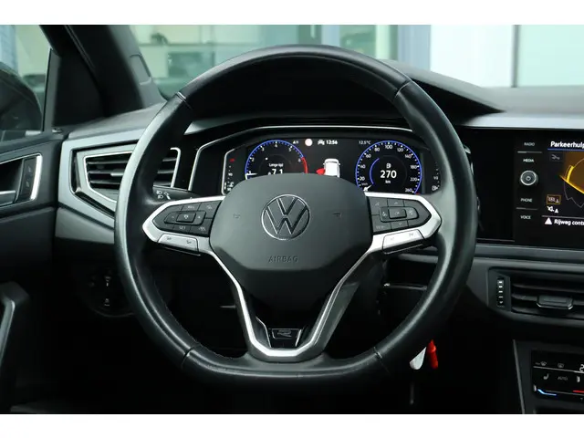 Volkswagen Polo 1.0 TSI R-Line Business 2022 Benzine 16