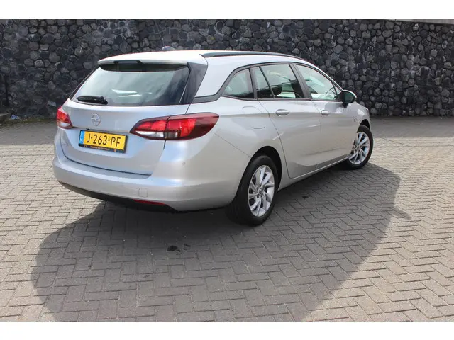 Opel Astra Sports Tourer 1.2 Edition 131PK 2020 Benzine 2