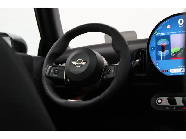 MINI 3-Deurs Cooper C 2024 Benzine 24