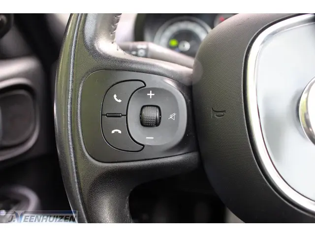 Fiat 500L 1.4-16V Lounge 2012 Benzine 19