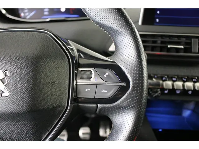 Peugeot 3008 1.2 PureTech GT Line 130 PK. 2017 Benzine 18