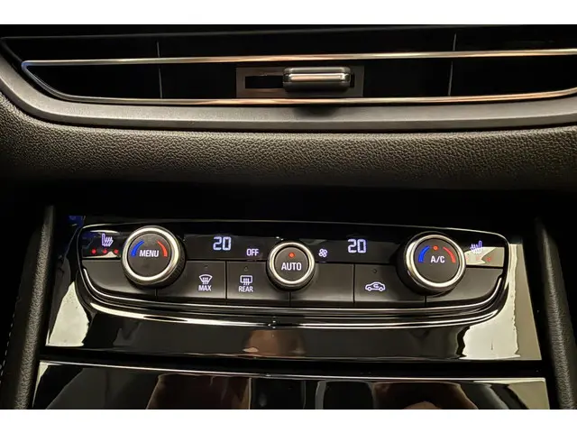 Opel Grandland 1.2 Turbo GS 2024 Benzine 23