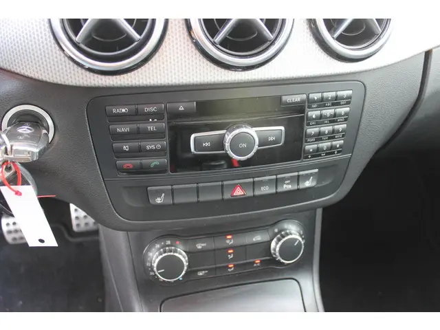 Mercedes-Benz B-Klasse 180 CDI Prestige 2014 Diesel 15