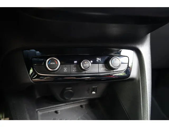 Opel Corsa 1.2 GS Line 2020 Benzine 36