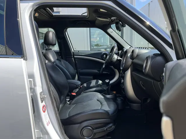 MINI Countryman 1.6 Cooper Chili 2012 Benzine 27