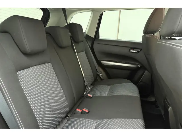 Suzuki Vitara 1.5 Hybrid Select 2025 Hybride Benzine 16