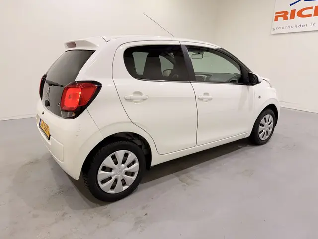 Citroën C1 HB 1.0 VTi 68 Style Navi 2015 Benzine 6