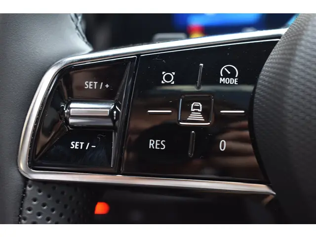 Renault Espace Iconic 2026 Hybride Benzine 26