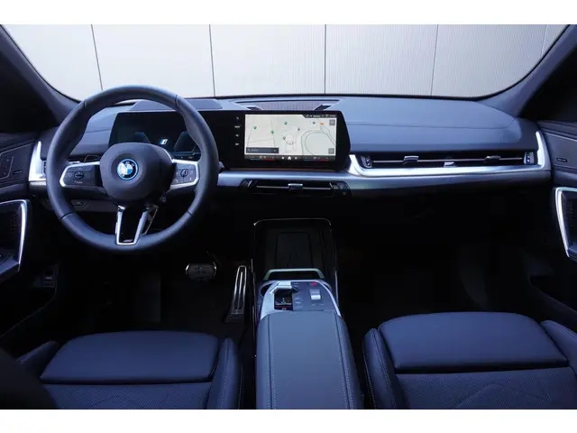 BMW iX2 xDrive30 2026 Elektrisch 10