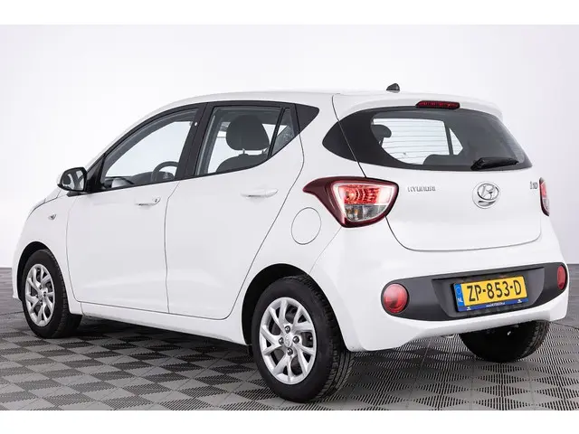 Hyundai i10 1.0i Comfort | AIRCO | BLUETOOTH . 2019 Benzine 2