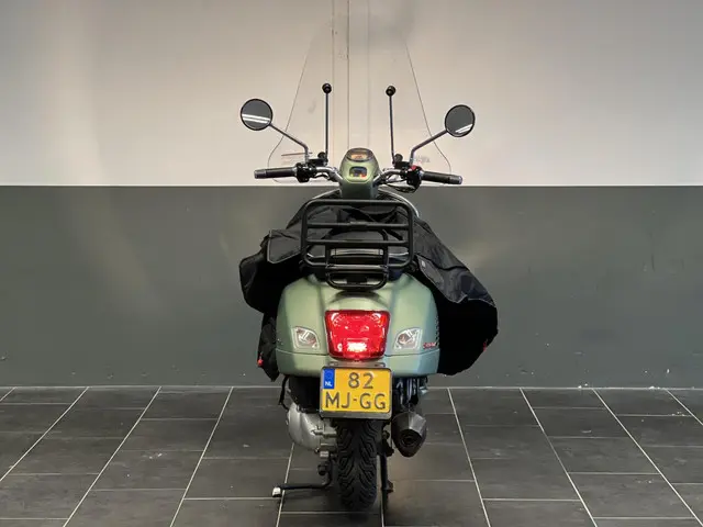 Vespa GTV 300 Sei Giorni LE 2018 Benzine 3