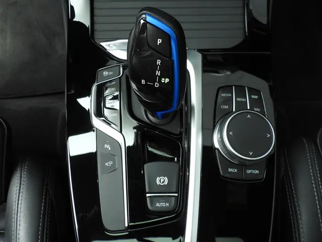BMW iX3 High Executive 80 kWh 2021 Elektrisch 16