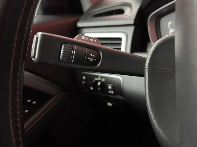 Volvo V70 2.0 D4 Summum 2015 Diesel 27