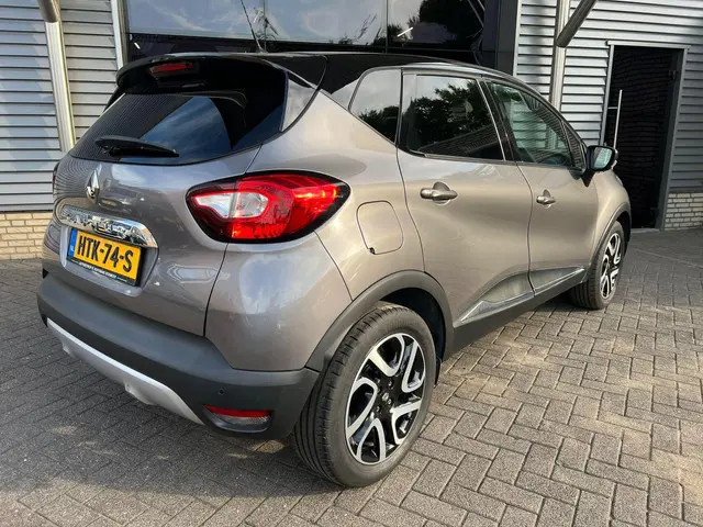 Renault Captur 0.9 TCe Helly Hansen 2015 Benzine 3