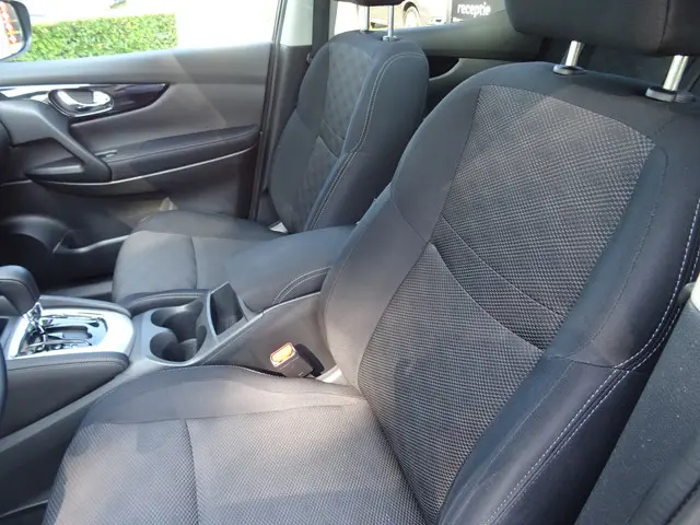 Nissan QASHQAI 1.2 Connect Edition | AUTOMAAT | 2016 Benzine 20