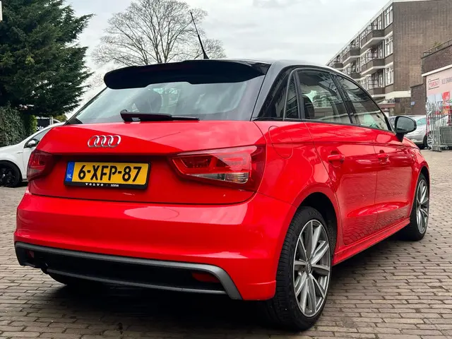 Audi A1 Sportback 1.2 TFSI S Line 5 DRS 2014 Benzine 6