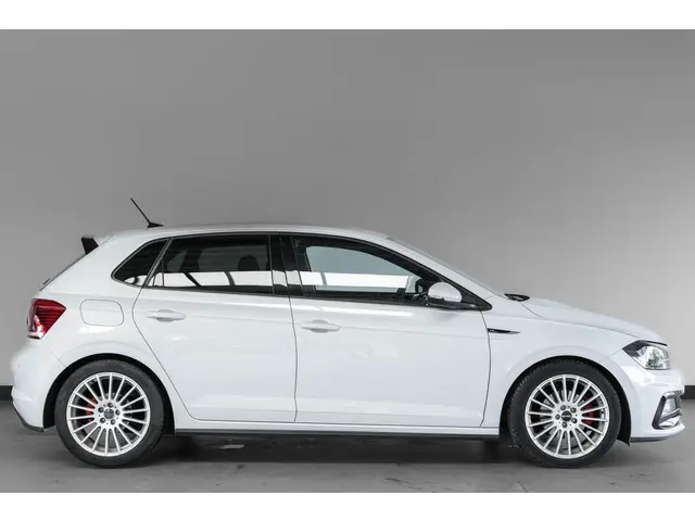 Volkswagen Polo 1.0 TSI Highline 2x R-line 2018 Benzine 31