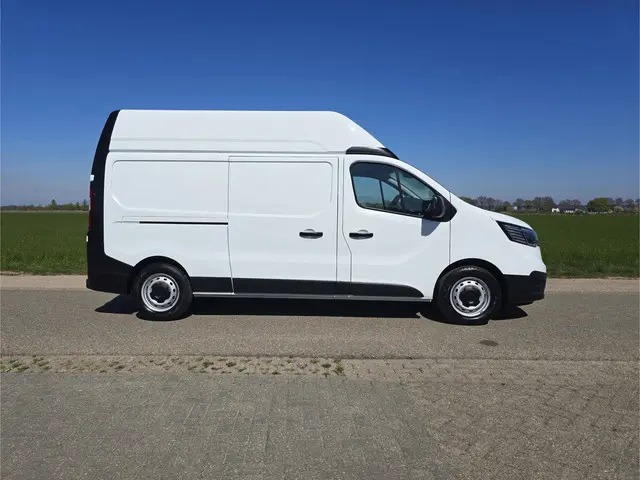 Renault Trafic 2.0 dCi 150 T29 L2 H2 Comfort 2022 Diesel 8