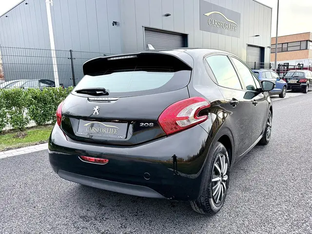 Peugeot 208 2