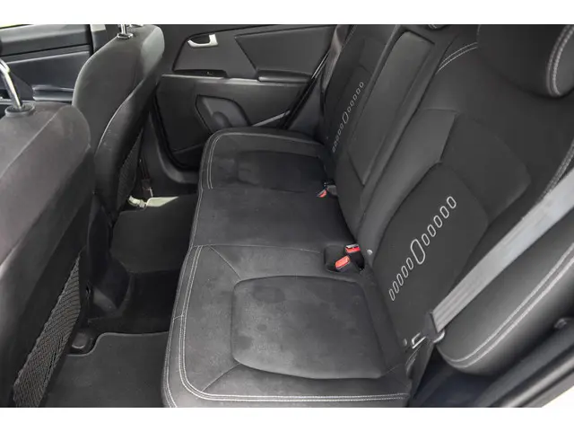 Kia Sportage 1.6 GDI 20th Anniversary 2013 Benzine 15