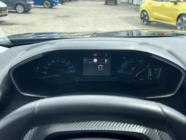 Peugeot e-2008 EV Allure 50 kWh 2022 Elektrisch 25