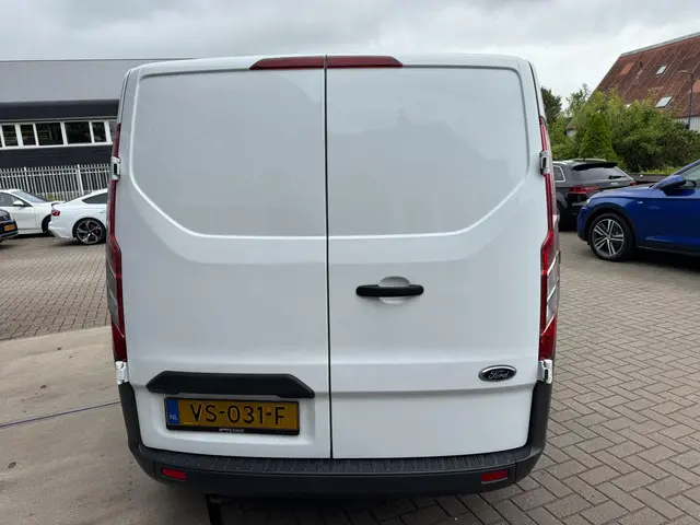 Ford Transit Custom 270 2.2 TDCI L1H1 Trend 2015 Diesel 7
