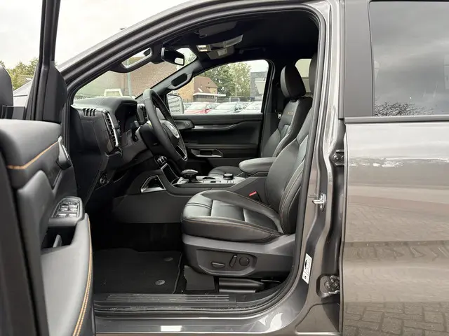 Ford Ranger 2.3 PHEV Wildtrak Double Cab 2025 Diesel 17