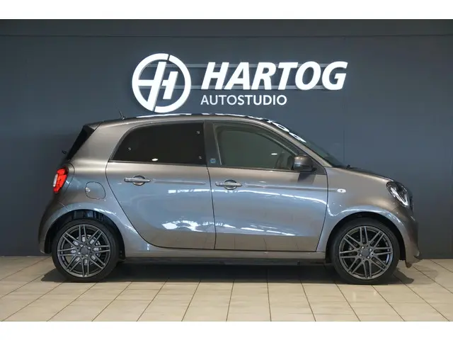 Smart Forfour EQ BRABUS Style 18 kWh 2019 Elektrisch 6