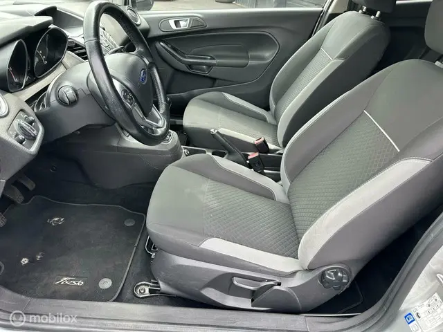 Ford Fiesta 1.5 TDCi Topstaat 2015 Diesel 11