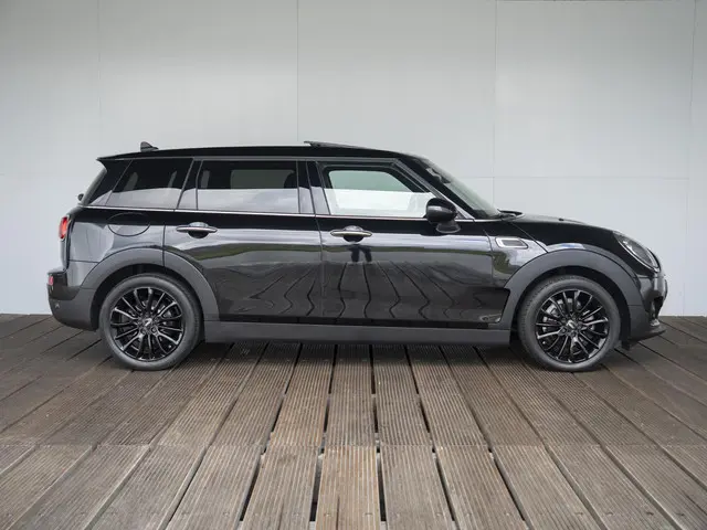 MINI Clubman One 2018 Benzine 4