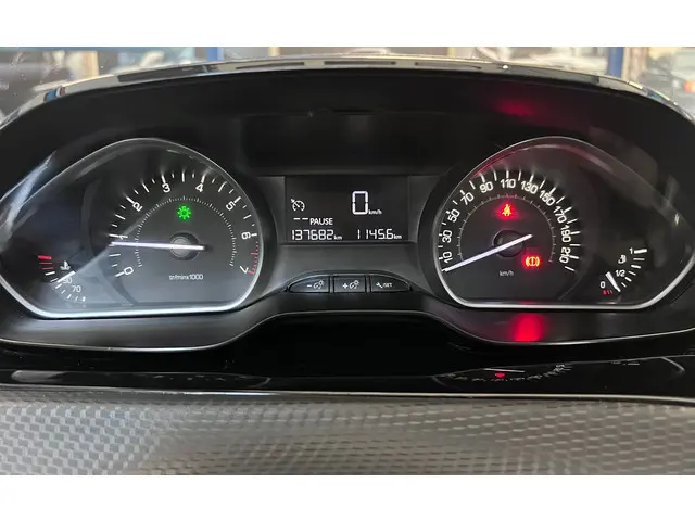 Peugeot 2008 1.2 PureTech Blue Lion 2016 Benzine 48