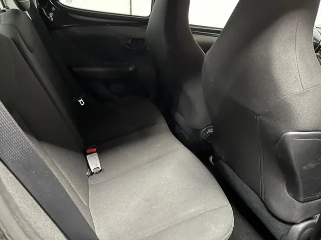 Peugeot 108 1.0 e-VTi Active AIRCO! 2017 Benzine 12