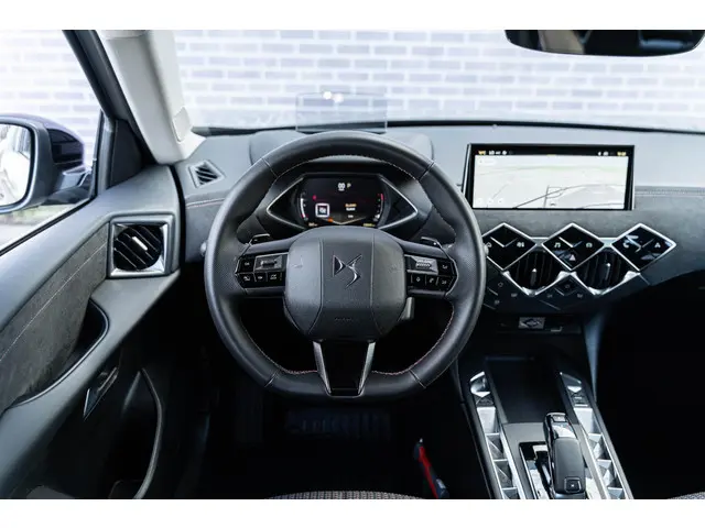 DS DS 3 1.2 PureTech Performance Line 2024 Benzine 25