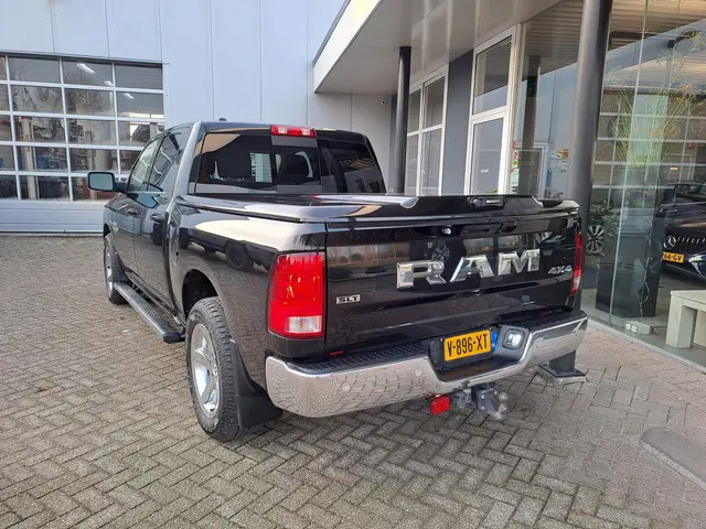 Dodge Ram 1500 5.7 V8 4x4 Crew Cab 2019 LPG/Gas 4