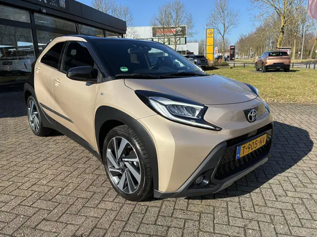 Toyota Aygo X 1.0 VVT-i MT Envy 5-Deurs 2023 Benzine 3