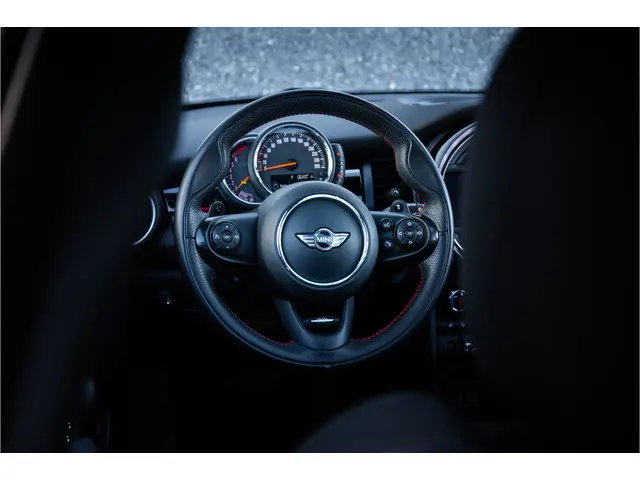 MINI Cooper S Mini Chili Serious Business 2015 Benzine 28