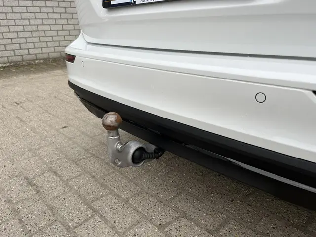 Volvo V60 2.0 B3 Business Pro 2020 Benzine 61