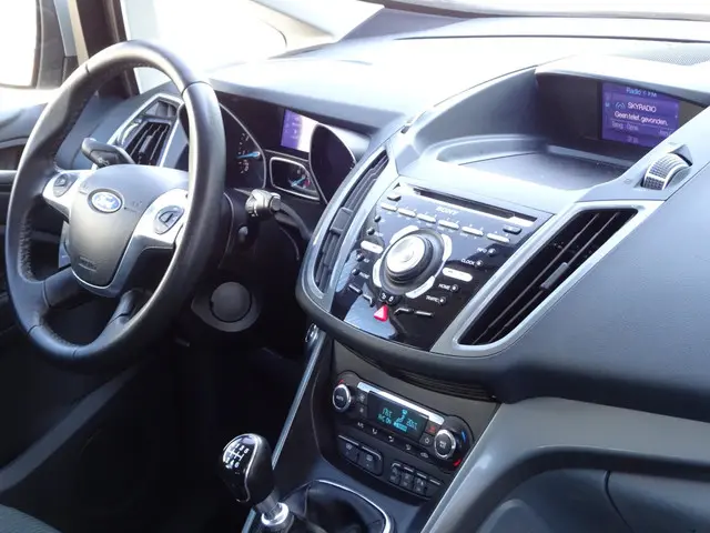 Ford C-MAX 1.0 Titanium Navi Camera Cruise 2013 Benzine 6